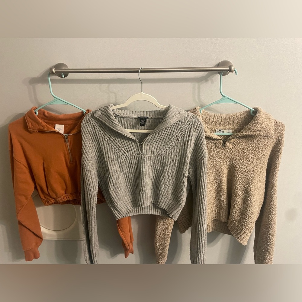 3 Cozy Gray and Tan Women's Sweater Set